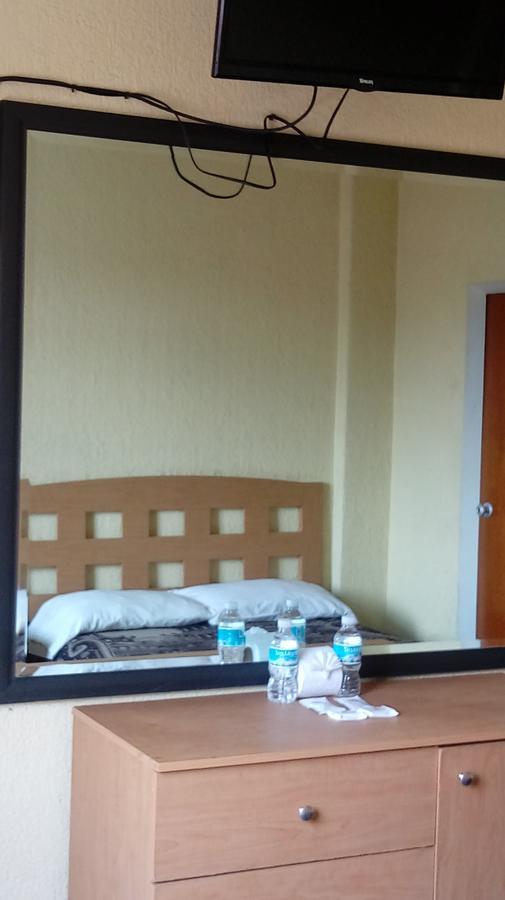 Hotel Patria Мехико Экстерьер фото